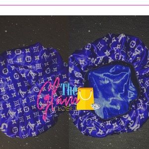 Meet your Posher, Saoni